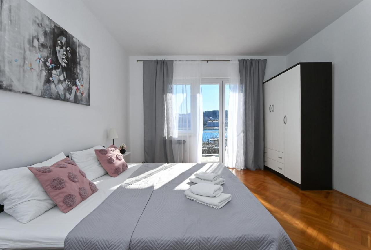 Holiday House Vukman Trogir Luaran gambar