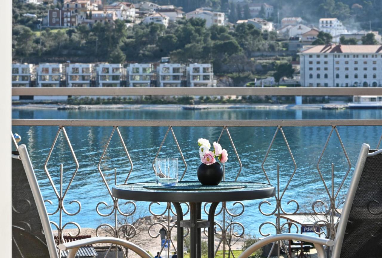 Holiday House Vukman Trogir Luaran gambar