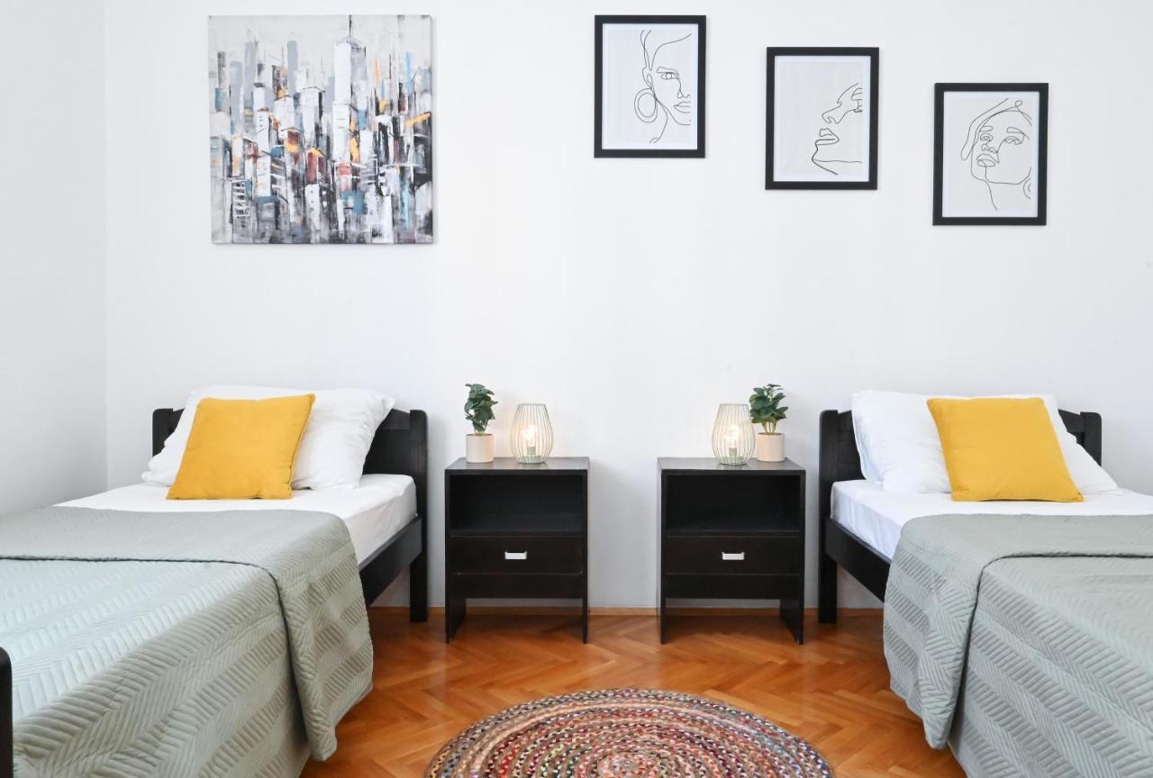 Holiday House Vukman Trogir Luaran gambar